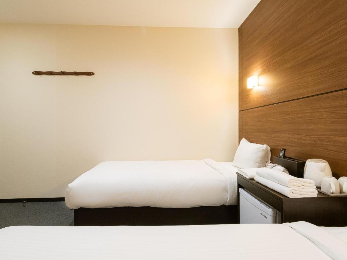 Oyo Hotel Plaza In Namba Minami Ōsaka Exterior foto